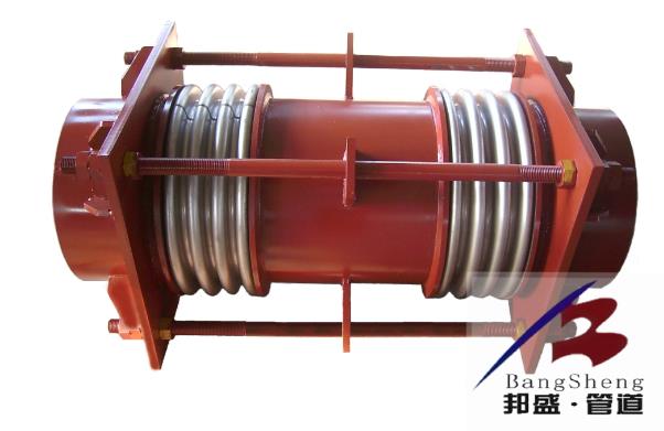 Big rod lateral corrugated compensator